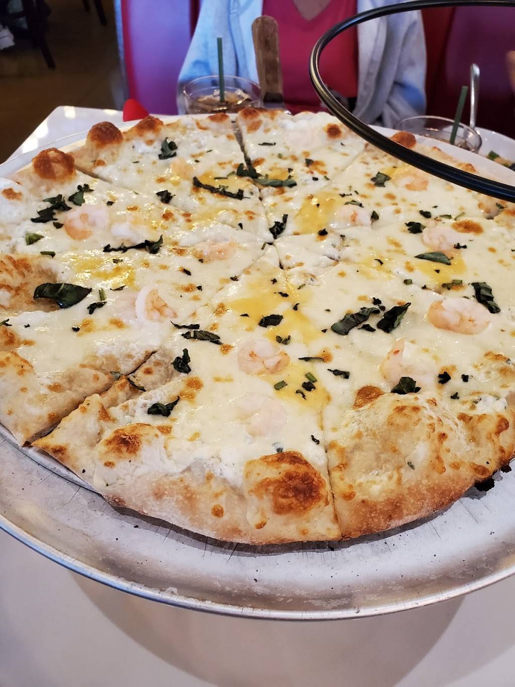 Capones Coal Fired Pizza | restaurant | 3216 Margaritaville Blvd, Kissimmee, FL 34747, USA | 4078932625 OR +1 407-893-2625