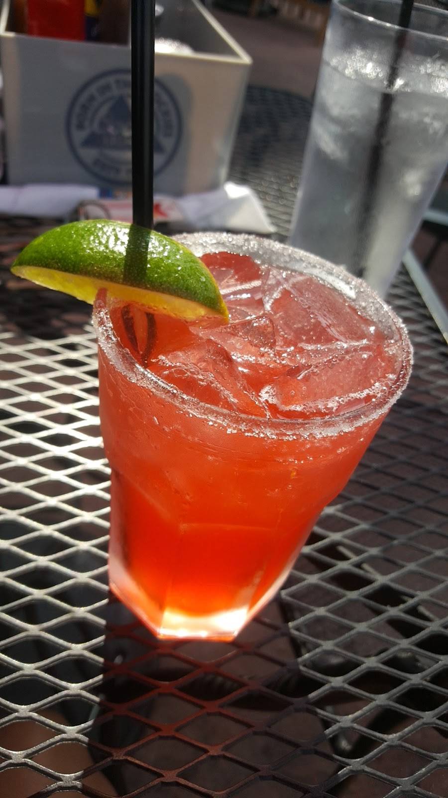 Stacked Pickle | restaurant | 172 Melody Ave, Greenwood, IN 46142, USA | 3173009462 OR +1 317-300-9462