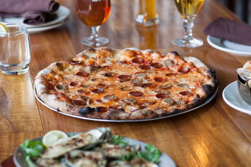 Sassos Coal Fired Pizza | restaurant | 52 Main St, Torrington, CT 06790, USA | 8606187162 OR +1 860-618-7162