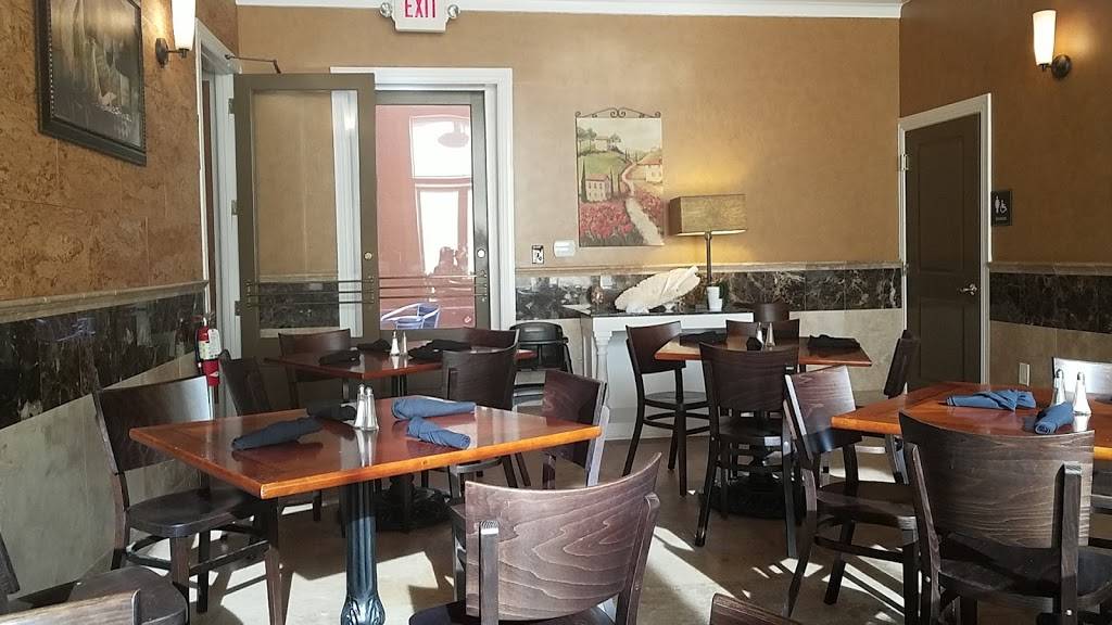 Trattoria La Vigna | restaurant | 412 20th St, Galveston, TX 77550, USA | 4094974927 OR +1 409-497-4927