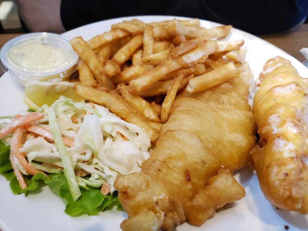 Queens Head | restaurant | 2555 Victoria Park Ave, Scarborough, ON M1T 1A3, Canada | 4168503291 OR +1 416-850-3291