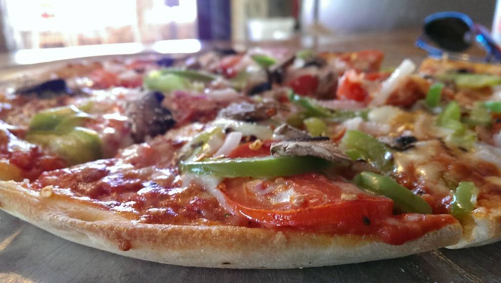 Austins Pizza South Lamar | restaurant | 1817 S Lamar Blvd, Austin, TX 78704, USA | 5127958888 OR +1 512-795-8888