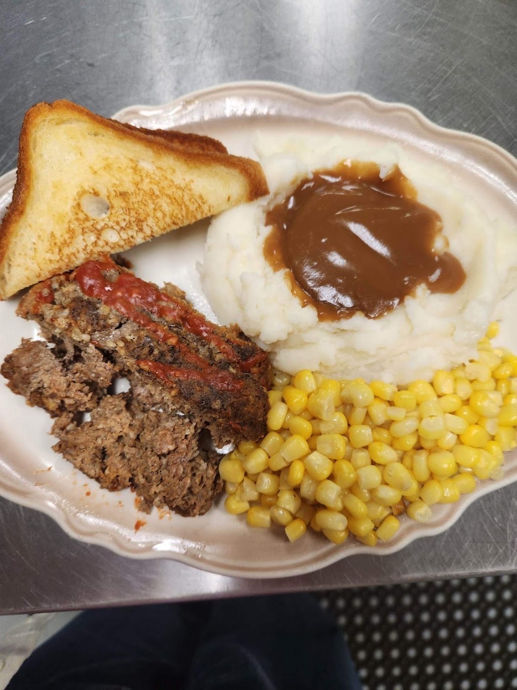 2 Sisters Cafe | restaurant | 103 E State Rd H, Stoutland, MO 65567, USA | 4172863222 OR +1 417-286-3222