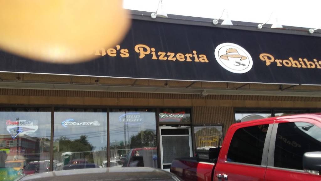 Capones Prohibition Pub & Pizzeria | restaurant | 1229 Washington St, Weymouth, MA 02189, USA | 7813400033 OR +1 781-340-0033