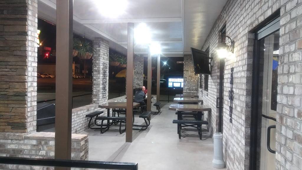 Sonic Drive-In | restaurant | 1800 S Main St, High Point, NC 27260, USA | 3368820382 OR +1 336-882-0382