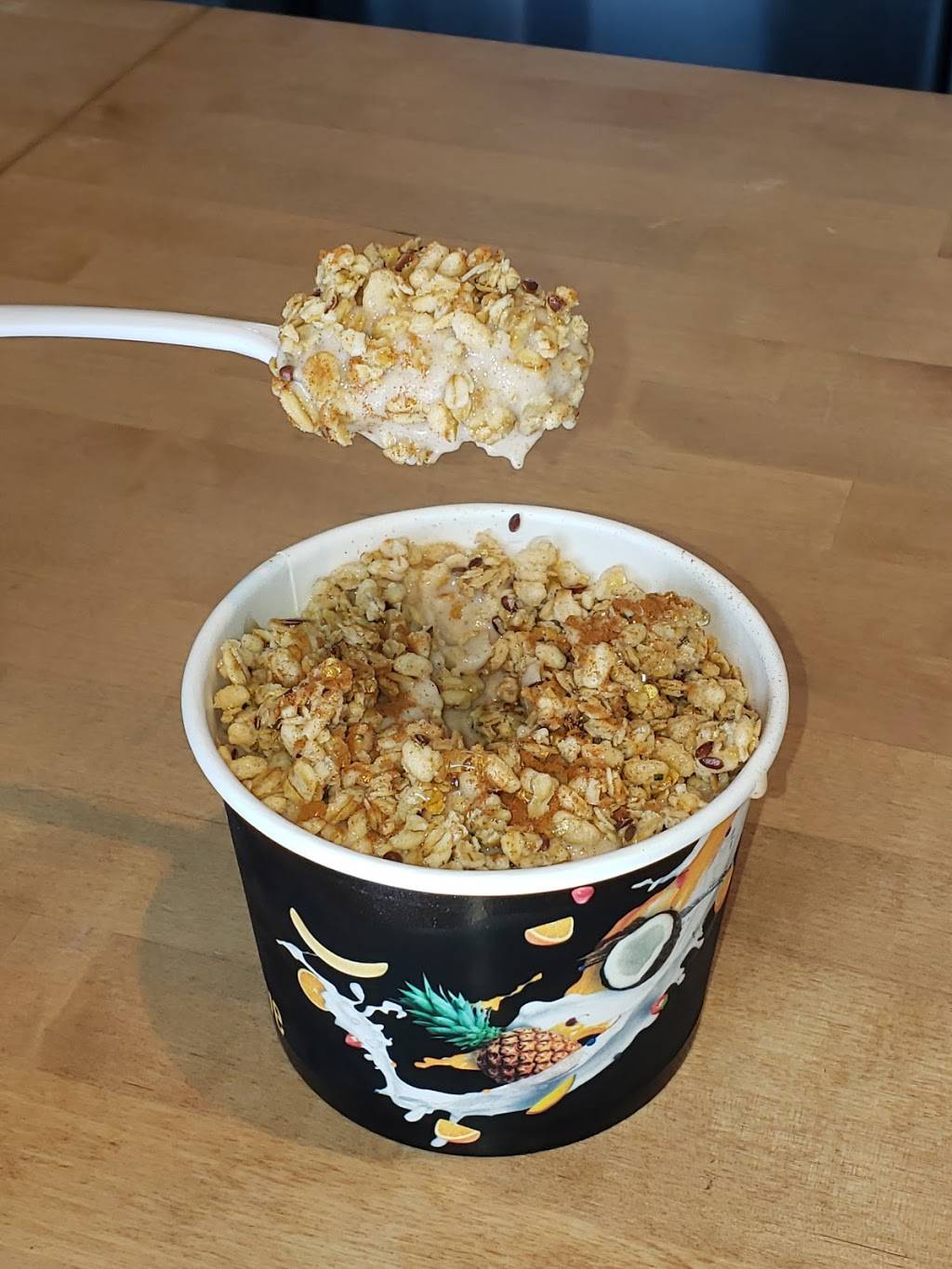 Rush Bowls | restaurant | 5331 E Mockingbird Ln Suite 140, Dallas, TX 75206, USA | 4692063740 OR +1 469-206-3740