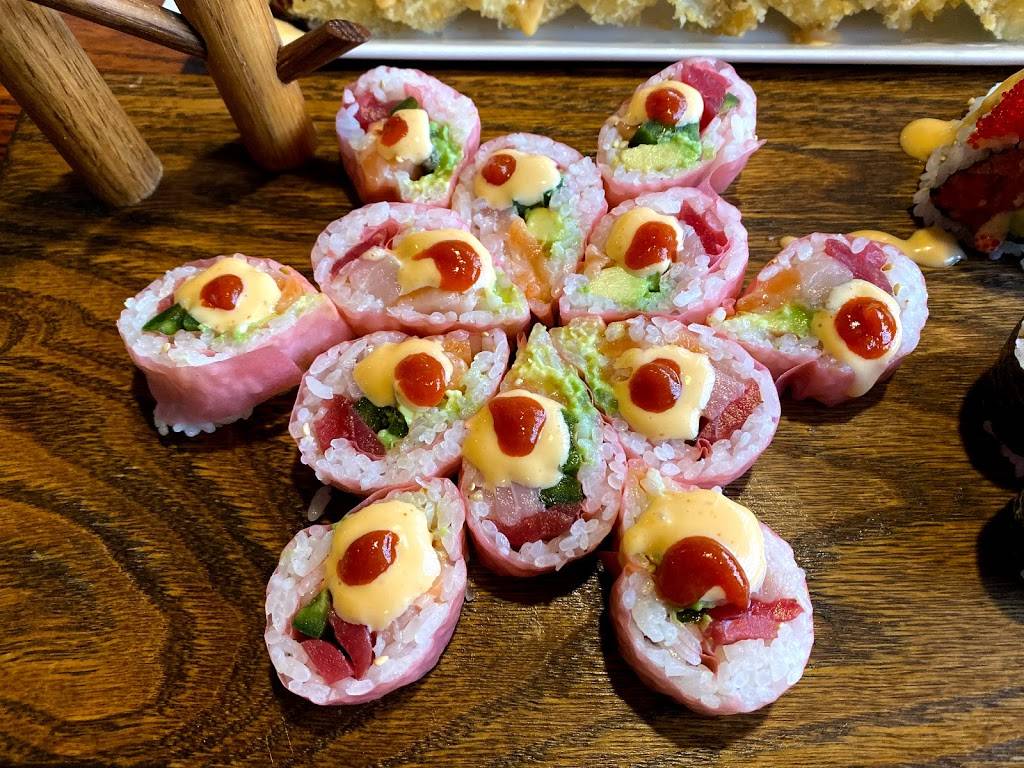 Kome Sushi | restaurant | 10925 MO-45, Parkville, MO 64152, USA | 8165878882 OR +1 816-587-8882