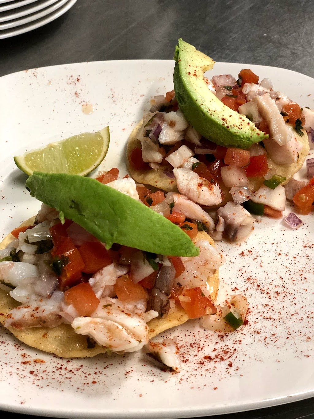 Greenhorn Bar & Grill | restaurant | 10720 Pine Dr, Wofford Heights, CA 93285, USA | 7603768900 OR +1 760-376-8900