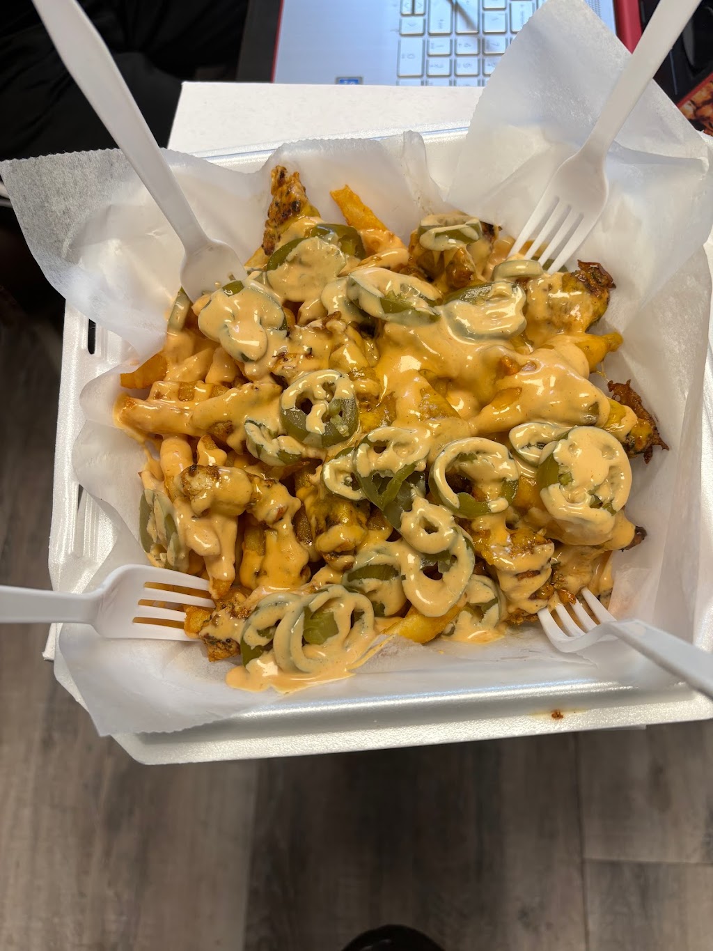 Fresh in five Halal food | restaurant | 228 E Erie Ave, Lorain, OH 44052, USA | 4402408839 OR +1 440-240-8839