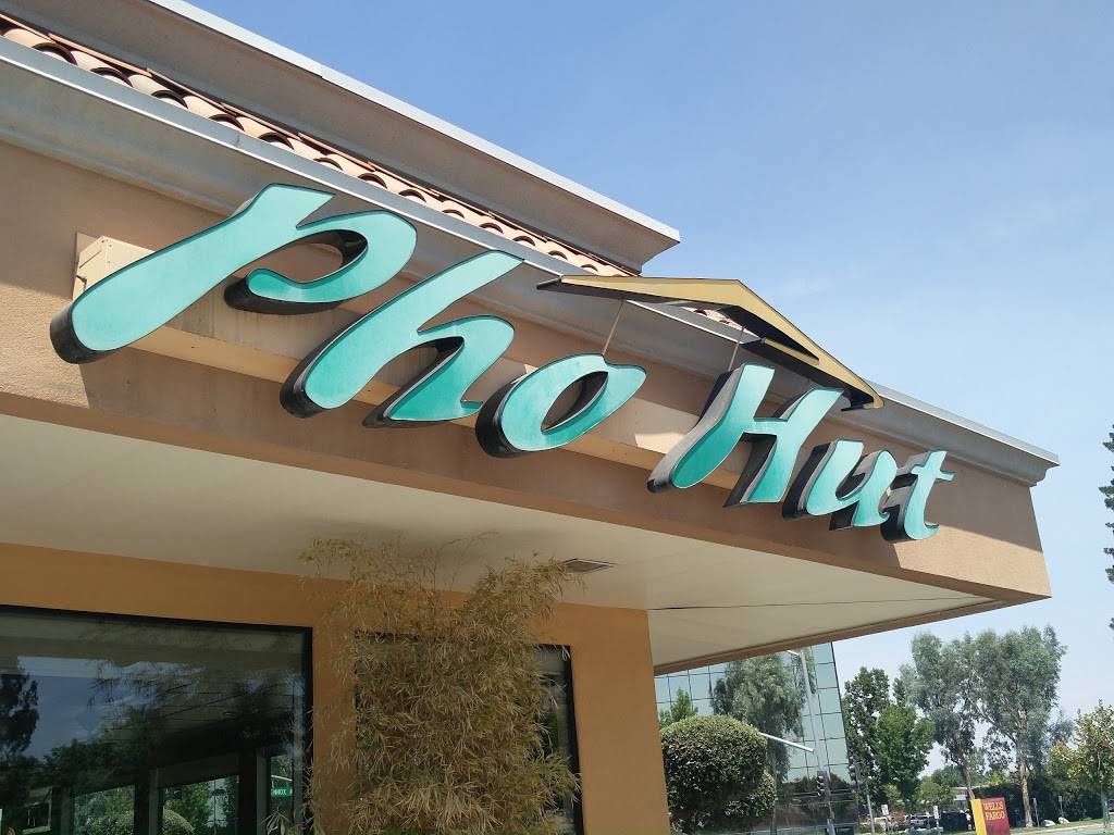 Pho Hut | restaurant | 5404 California Ave, Bakersfield, CA 93309, USA | 6616319928 OR +1 661-631-9928