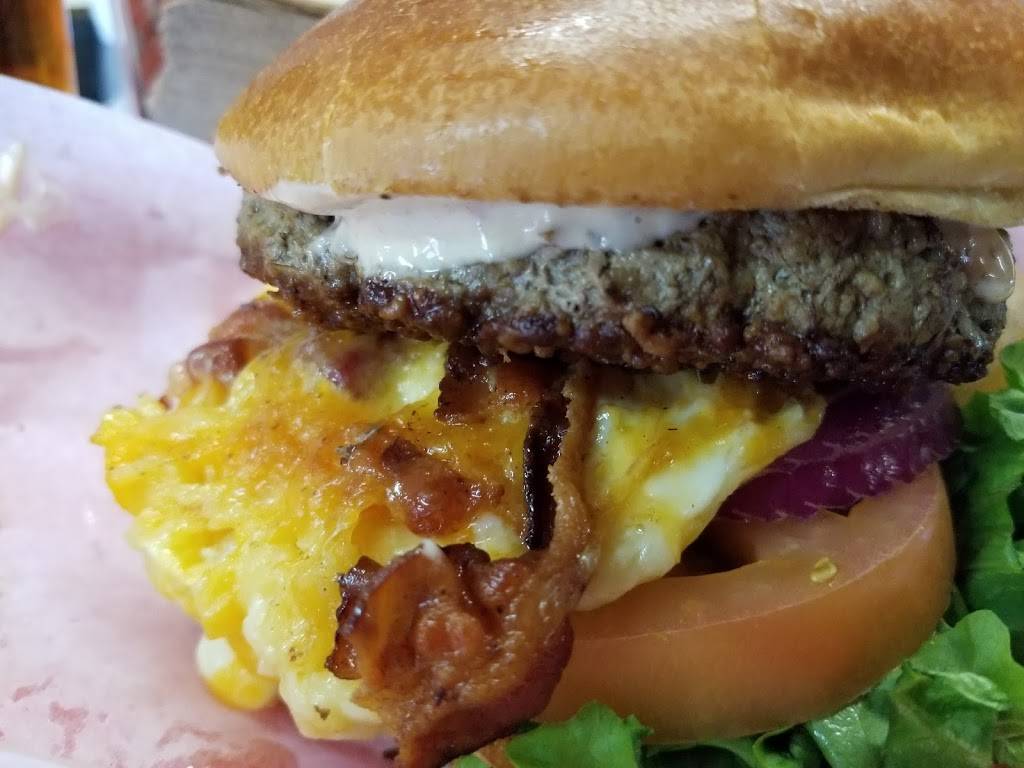 Pita Wheel | restaurant | 1108 E Main St, Dallas, NC 28034, USA | 7047473224 OR +1 704-747-3224