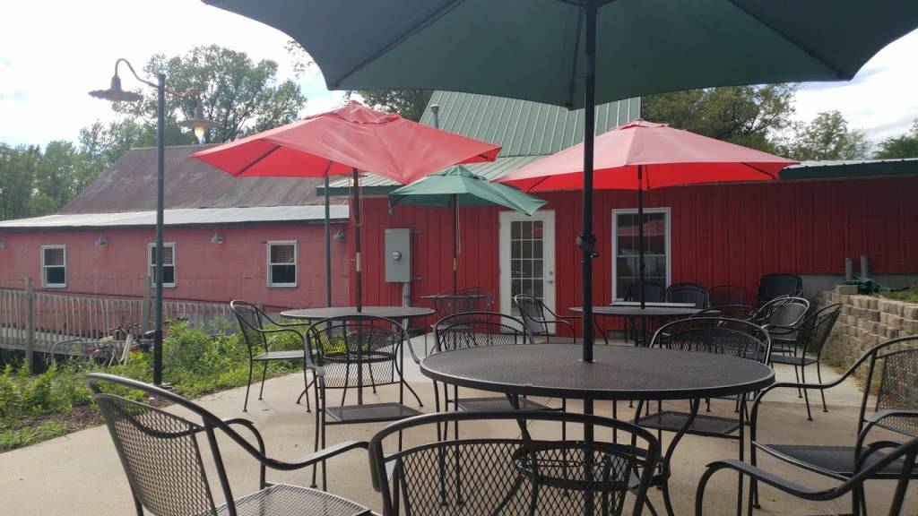 Claysville Store | restaurant | 5650 E Claysville Rd, Hartsburg, MO 65039, USA | 5736368443 OR +1 573-636-8443