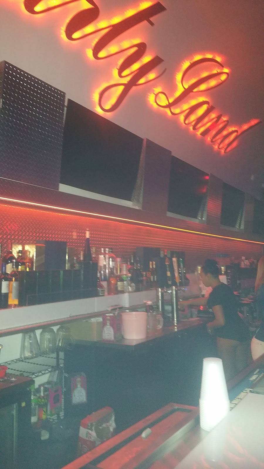 Partyland Sport Bar & Grill | night club | 4681 NW 199th St, Miami Gardens, FL 33055, USA | 3057481678 OR +1 305-748-1678