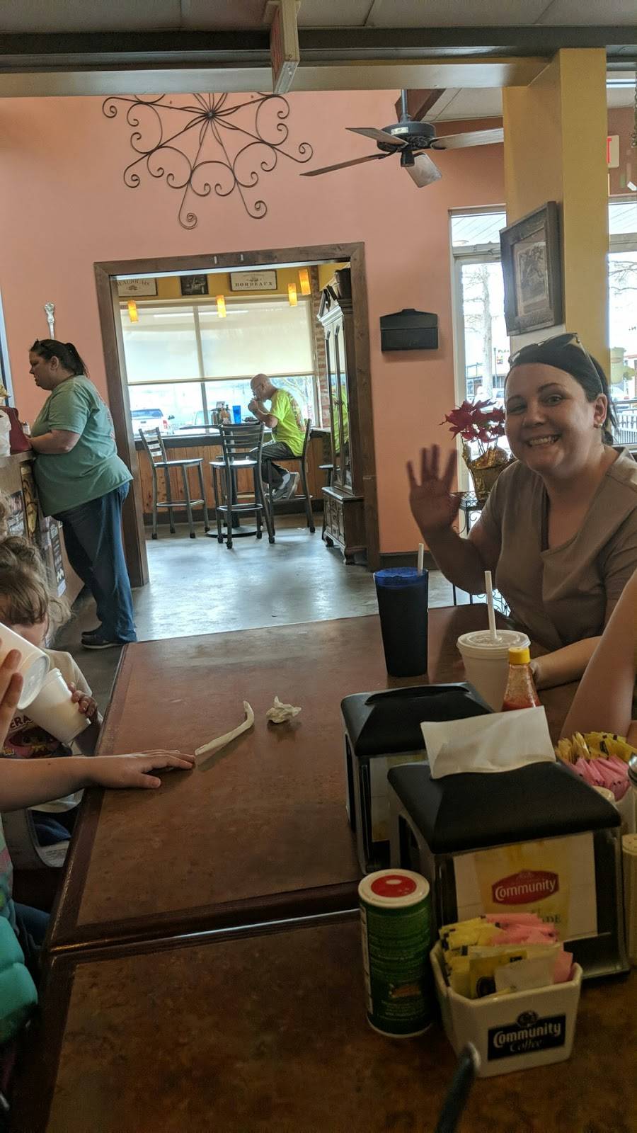 Dwyers Cafe | cafe | 323 Jefferson St, Lafayette, LA 70501, USA | 3372359364 OR +1 337-235-9364