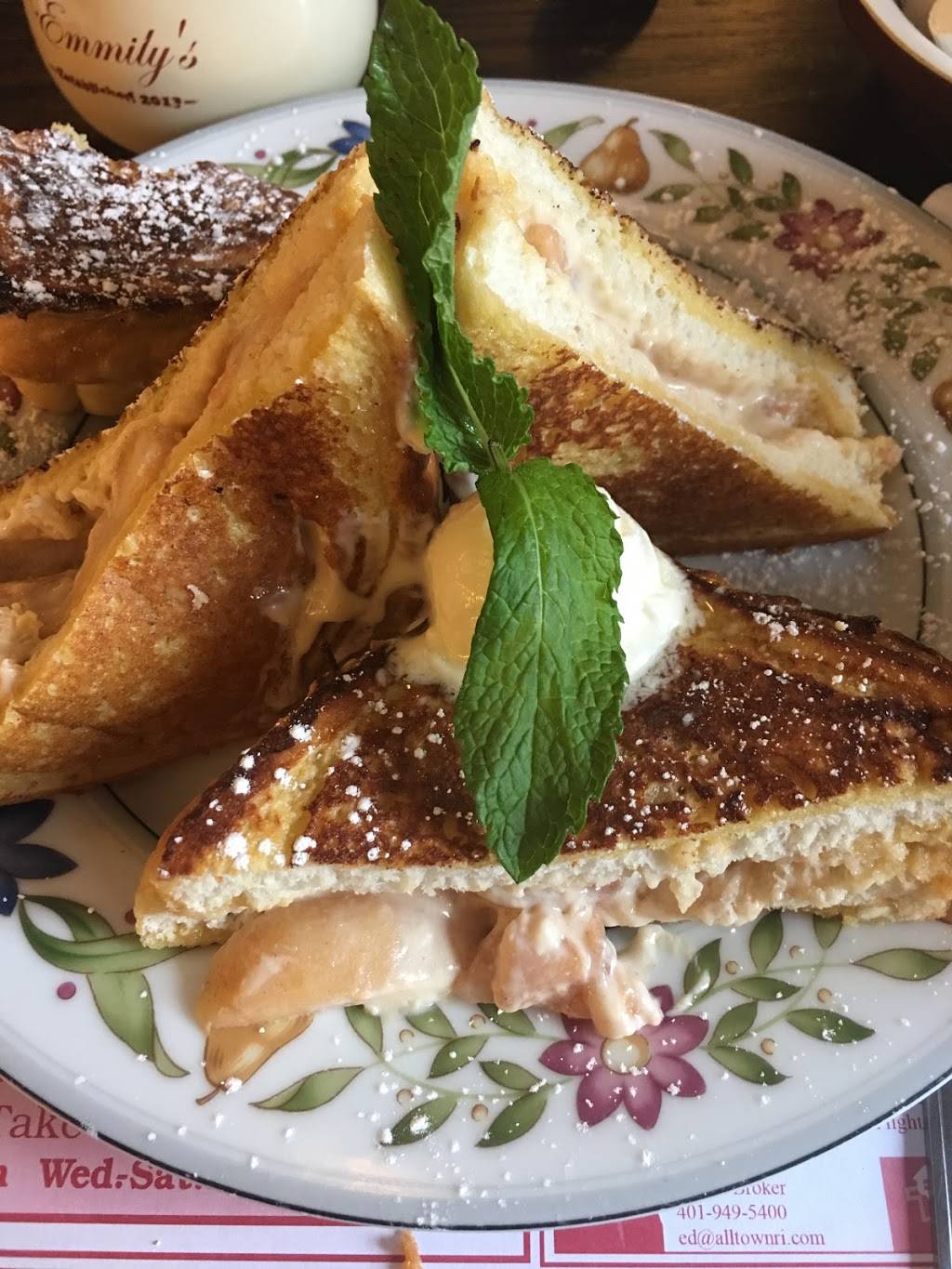 Emmilys | restaurant | 103 Putnam Pike, Johnston, RI 02919, USA | 4013530444 OR +1 401-353-0444