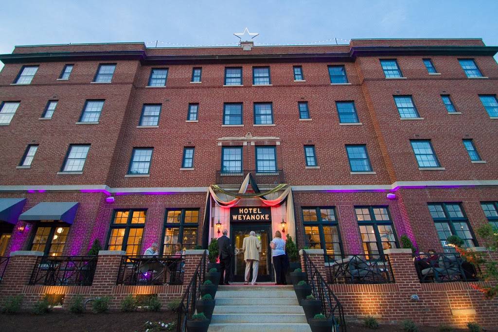 Hotel Weyanoke | cafe | 202 High St, Farmville, VA 23901, USA | 4346587500 OR +1 434-658-7500