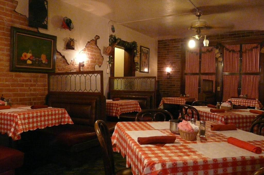 Franks Spaghetti House | restaurant | 2724 Leopard St, Corpus Christi, TX 78408, USA | 3618820075 OR +1 361-882-0075