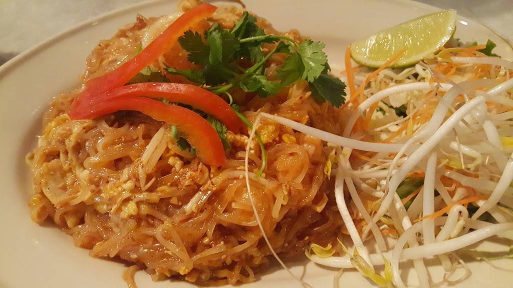 Basil Thai Cuisine-Charlotte, NC | restaurant | 210 N Church St, Charlotte, NC 28202, USA | 7043327212 OR +1 704-332-7212