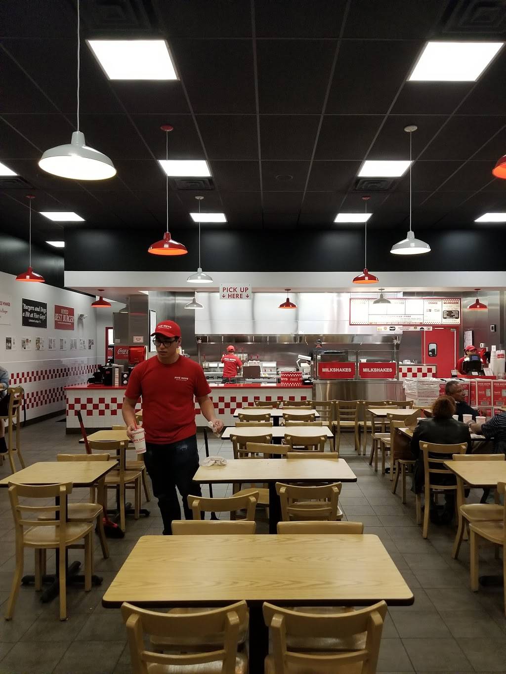 Five Guys | meal takeaway | 11700 Westheimer Rd, Houston, TX 77077, USA | 2817525257 OR +1 281-752-5257