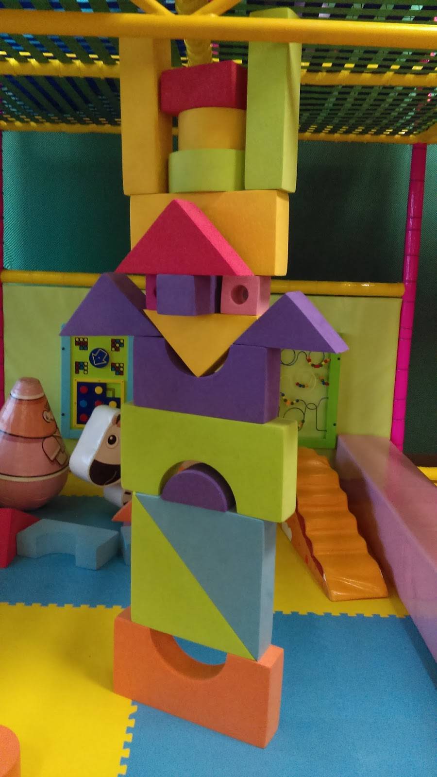 Fundays Family Fun Cafe | cafe | 2151 Ferguson Rd Ste 104, Jackson, MI 49203, USA | 5173154090 OR +1 517-315-4090