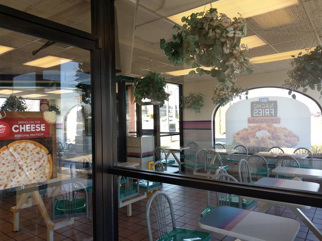 Taco Bell | meal takeaway | 582 Main St NW, Bourbonnais, IL 60914, USA | 8159351758 OR +1 815-935-1758