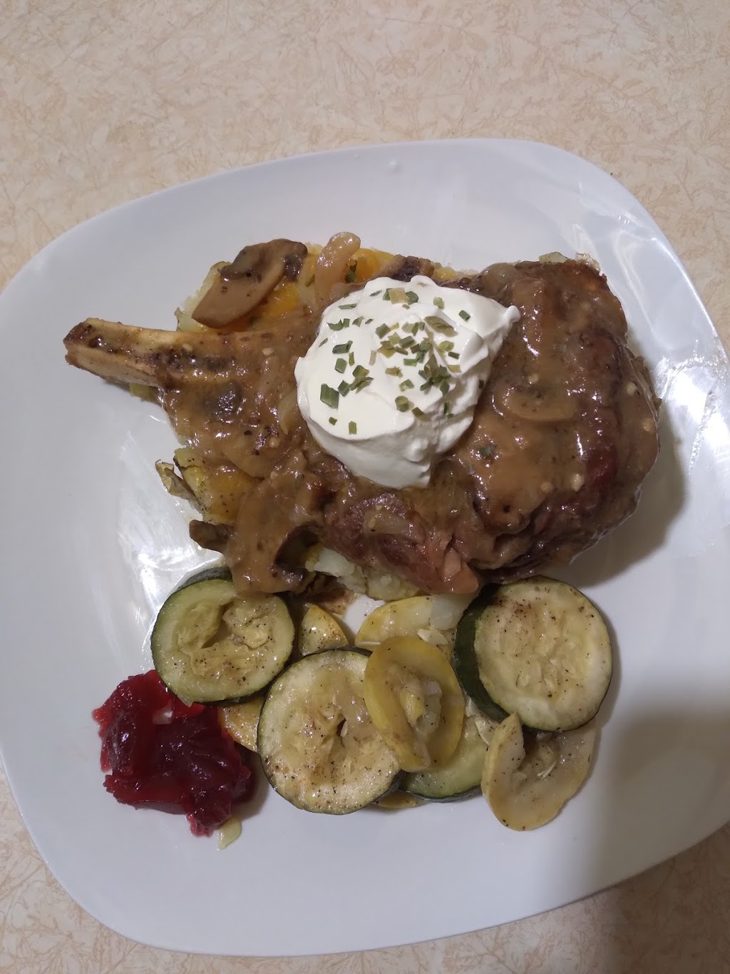 Gram Grams Soulfood | restaurant | 481 E 260th St, Euclid, OH 44132, USA | 2167603195 OR +1 216-760-3195