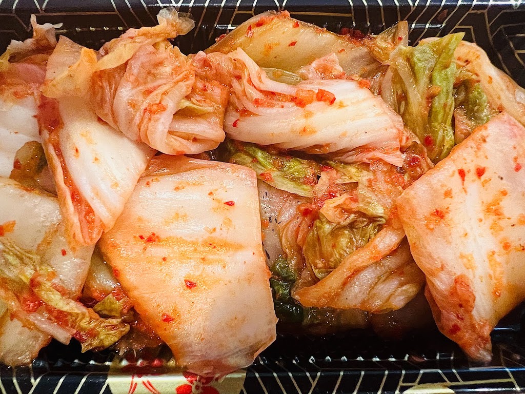 Ikura Asian Sushi | restaurant | 18212 Flower Hill Way, Gaithersburg, MD 20879, USA | 3018354400 OR +1 301-835-4400