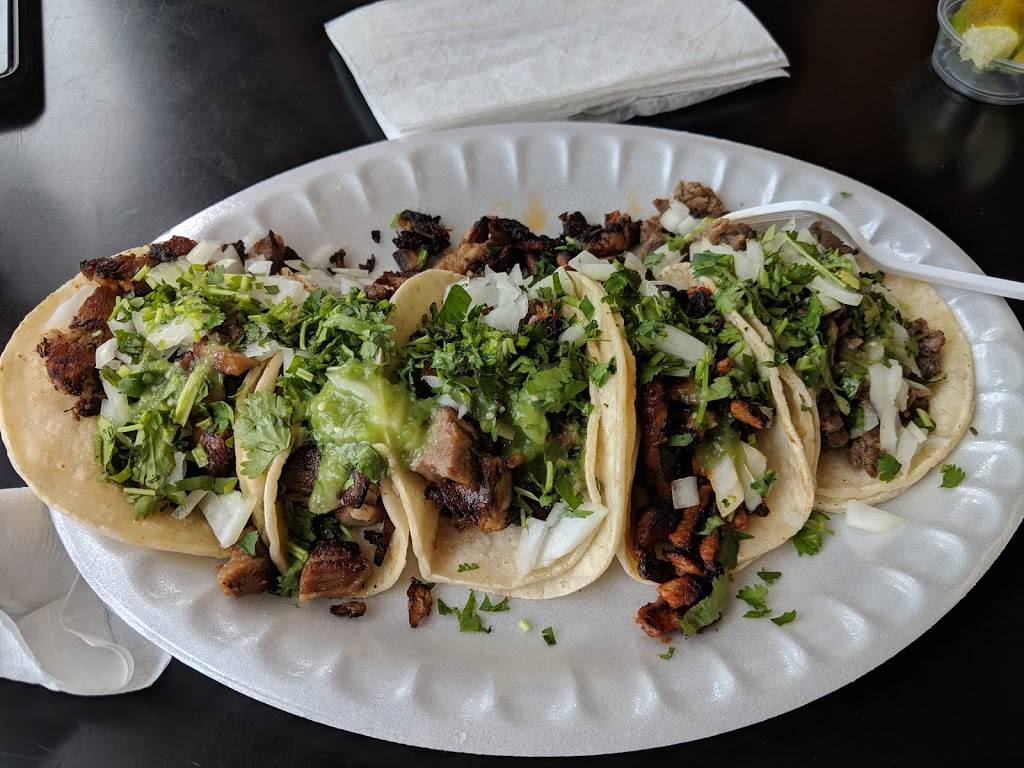 Lauritas Taco shop | restaurant | 4620 Boulder Hwy, Las Vegas, NV 89121, USA | 7024334379 OR +1 702-433-4379