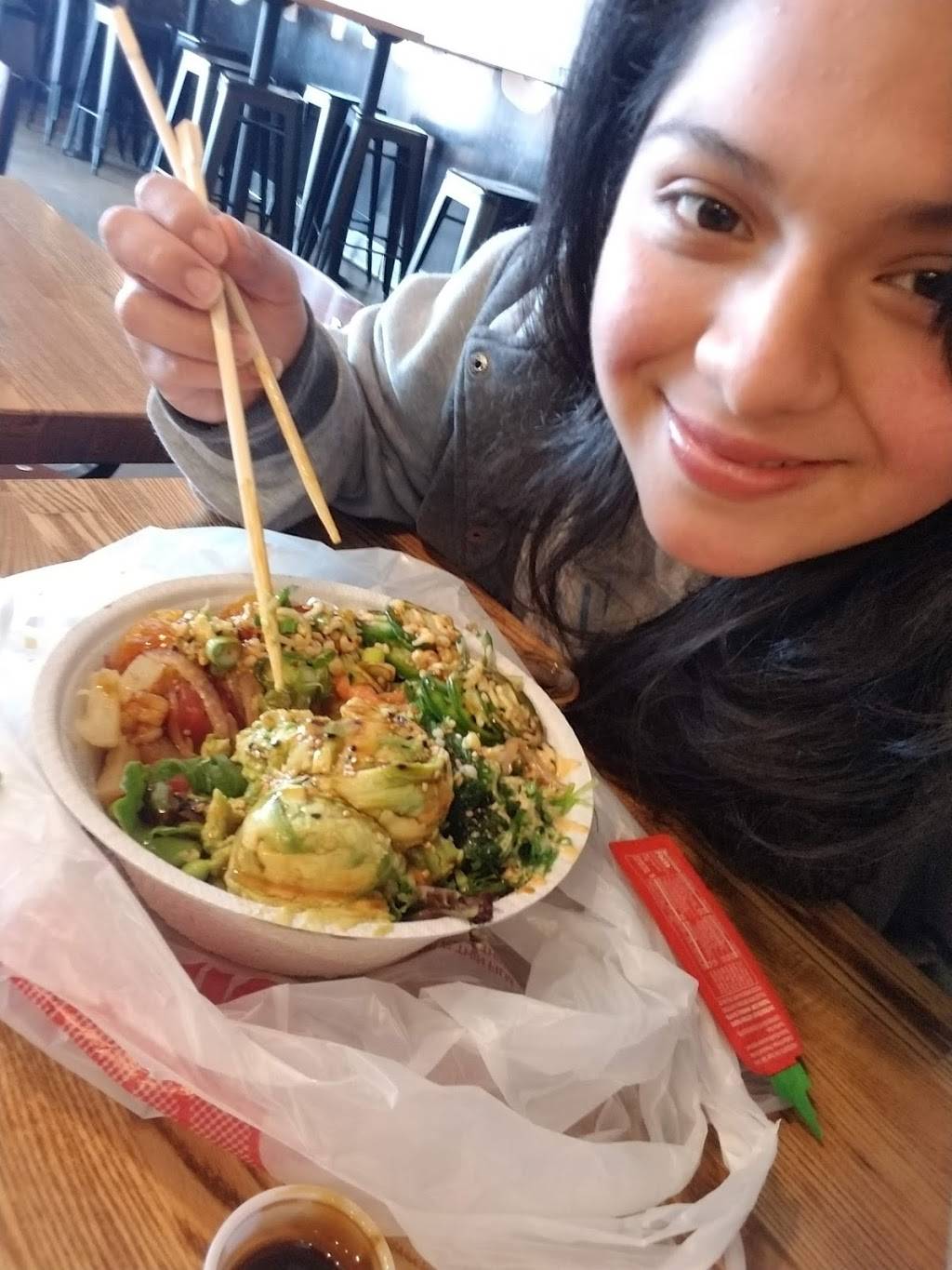 Blaze Pizza | meal takeaway | 127 N El Camino Real, Encinitas, CA 92024, USA | 7604528025 OR +1 760-452-8025