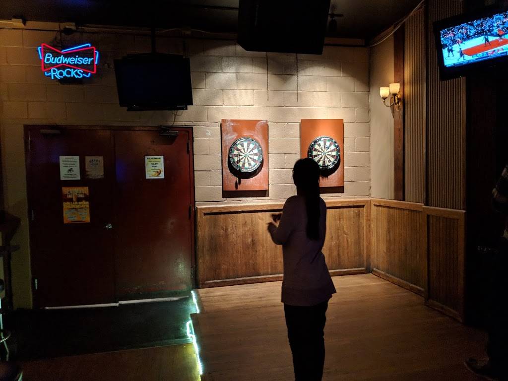 Beaumont Bar And Grill | restaurant | 2020 N Halsted St, Chicago, IL 60614, USA | 7732810177 OR +1 773-281-0177