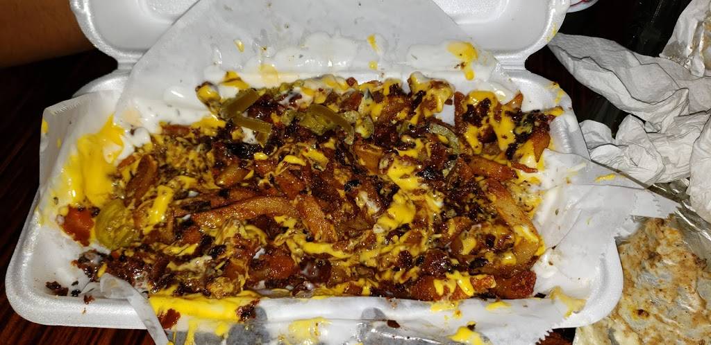 Phillys Phamous Cheesesteaks | restaurant | 2301 San Pedro Ave, San Antonio, TX 78212, USA | 2106218908 OR +1 210-621-8908