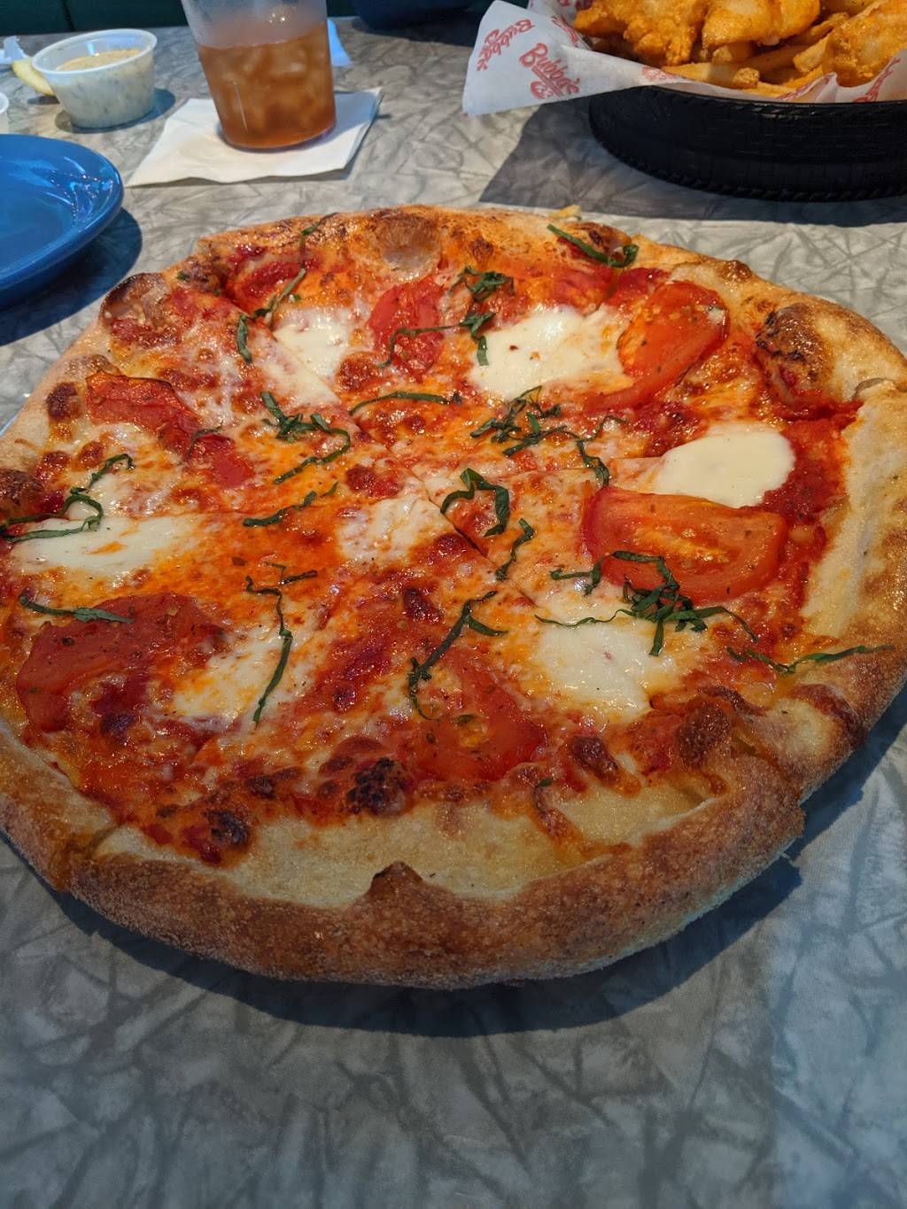 Bubbas 33 | restaurant | 6212 SW 3rd St, Oklahoma City, OK 73128, USA | 4057241012 OR +1 405-724-1012