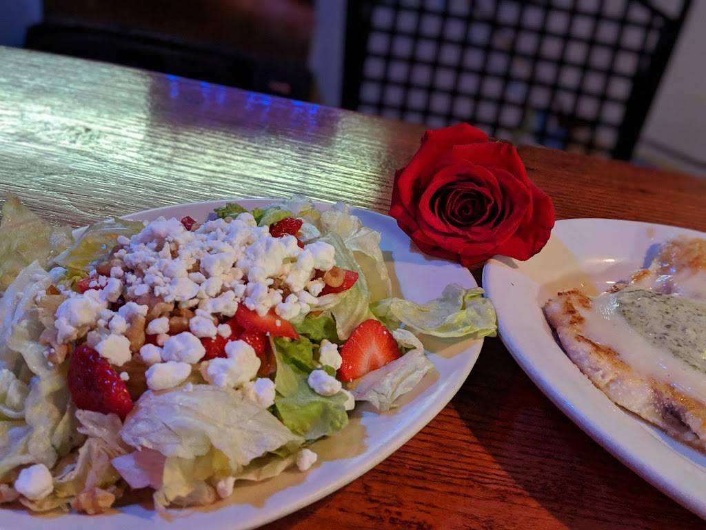 Cabin Restaurant & Lounge | restaurant | 4015 S, IN-446, Bloomington, IN 47401, USA | 8123239654 OR +1 812-323-9654