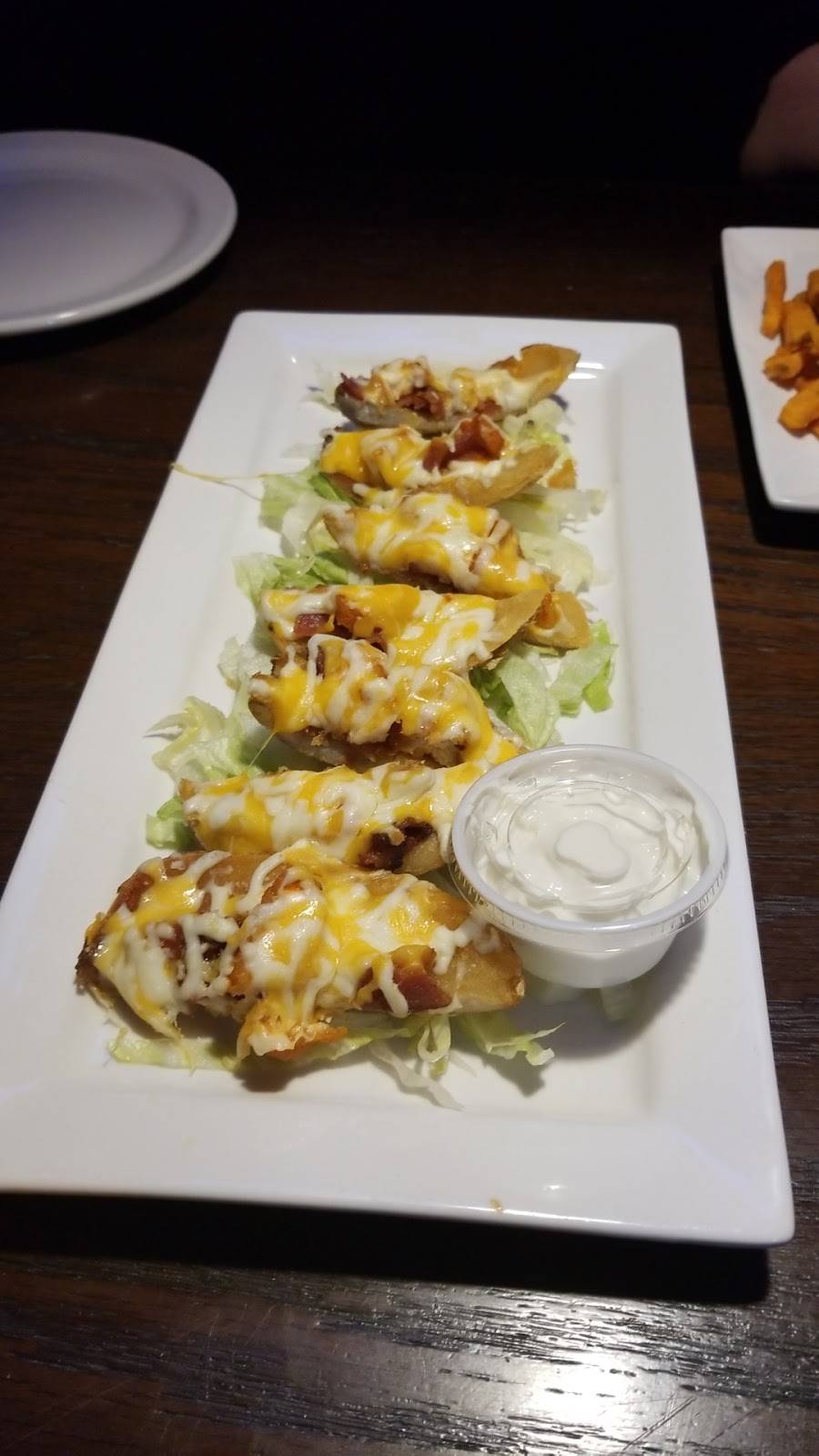 South Shore Bar & Grill | restaurant | 264 Browns Line, Etobicoke, ON M8W 3T5, Canada | 4167041820 OR +1 416-704-1820