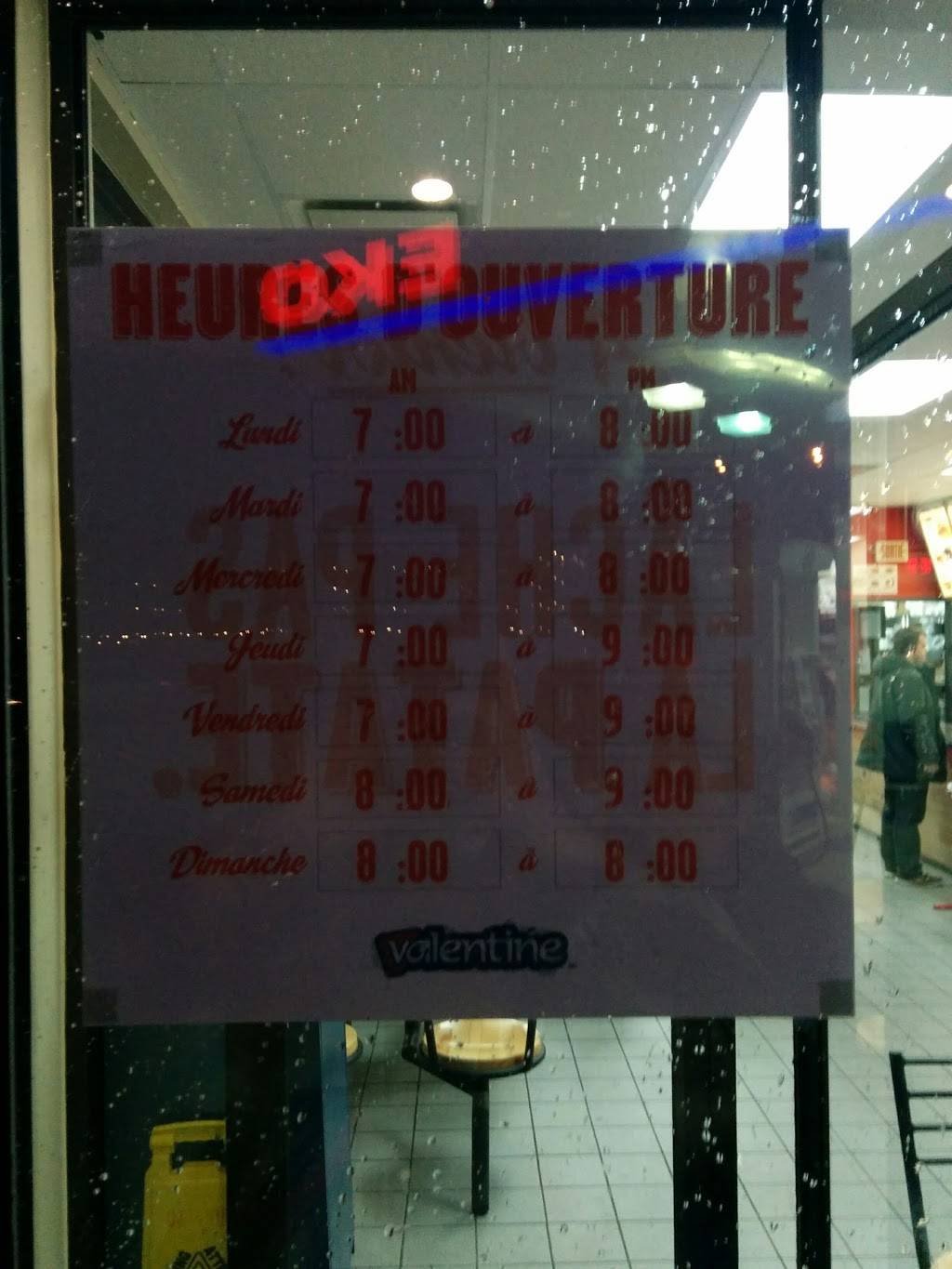 Valentine | restaurant | 2045 Boulevard Père-Lelièvre, Québec, QC G1P 2W8, Canada | 4186861818 OR +1 418-686-1818