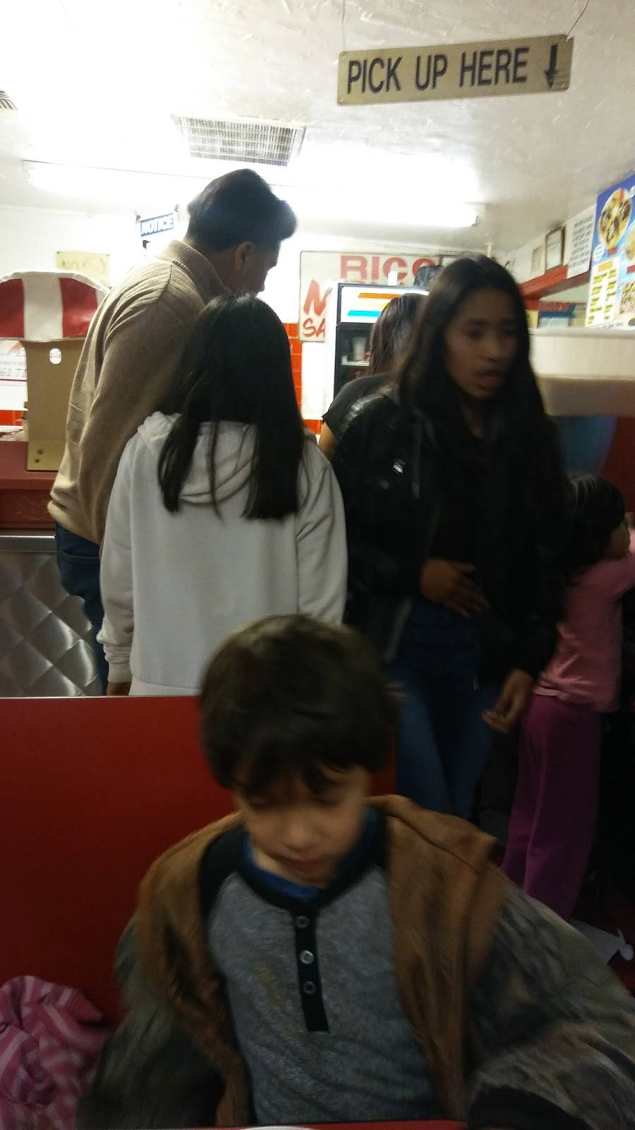 Tacos La Villa | restaurant | 1523 E California Ave, Bakersfield, CA 93307, USA | 6613279370 OR +1 661-327-9370