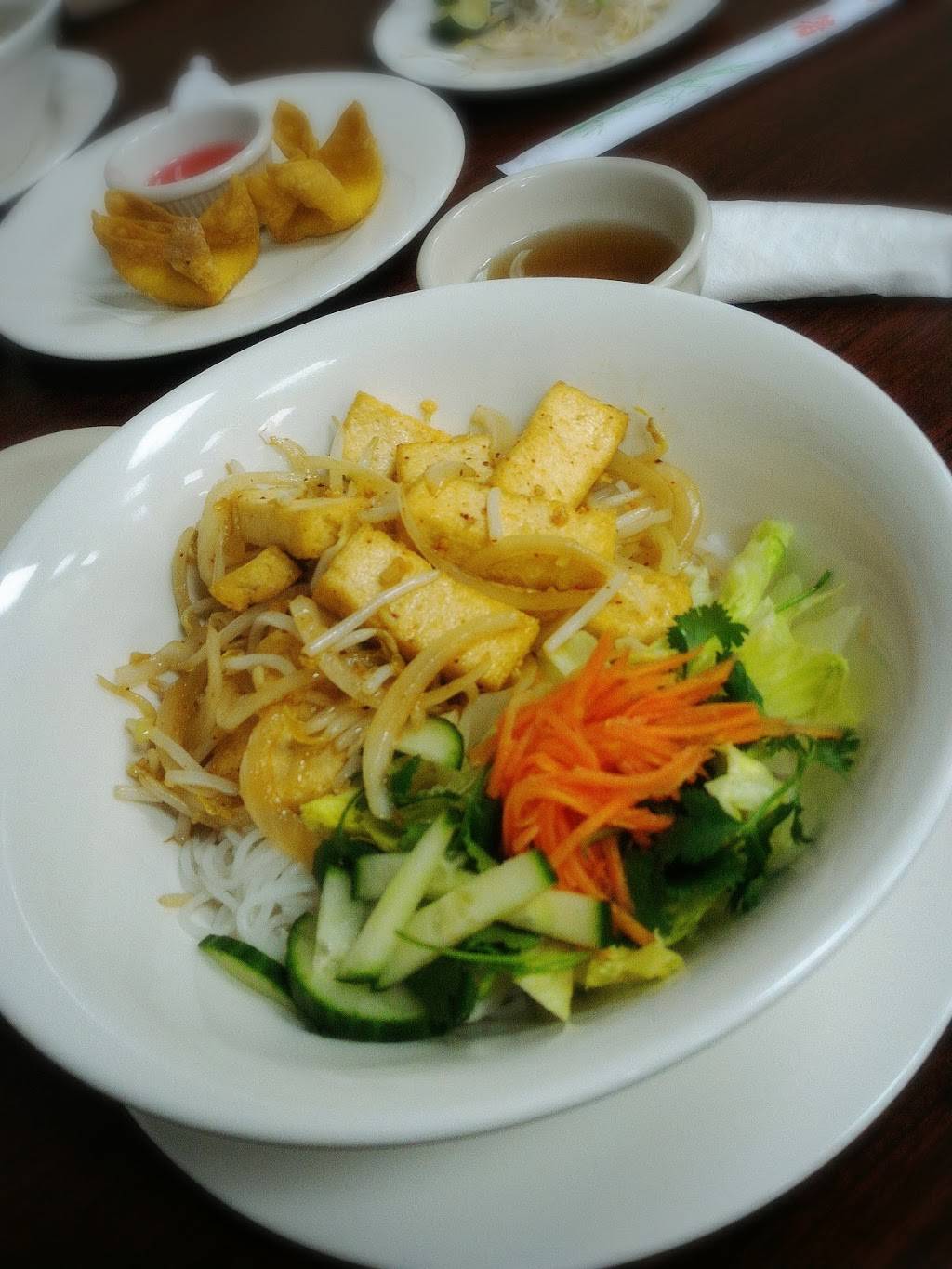 Pho Bistro | restaurant | 900 Pat Booker Rd b, Universal City, TX 78148, USA | 2105304414 OR +1 210-530-4414