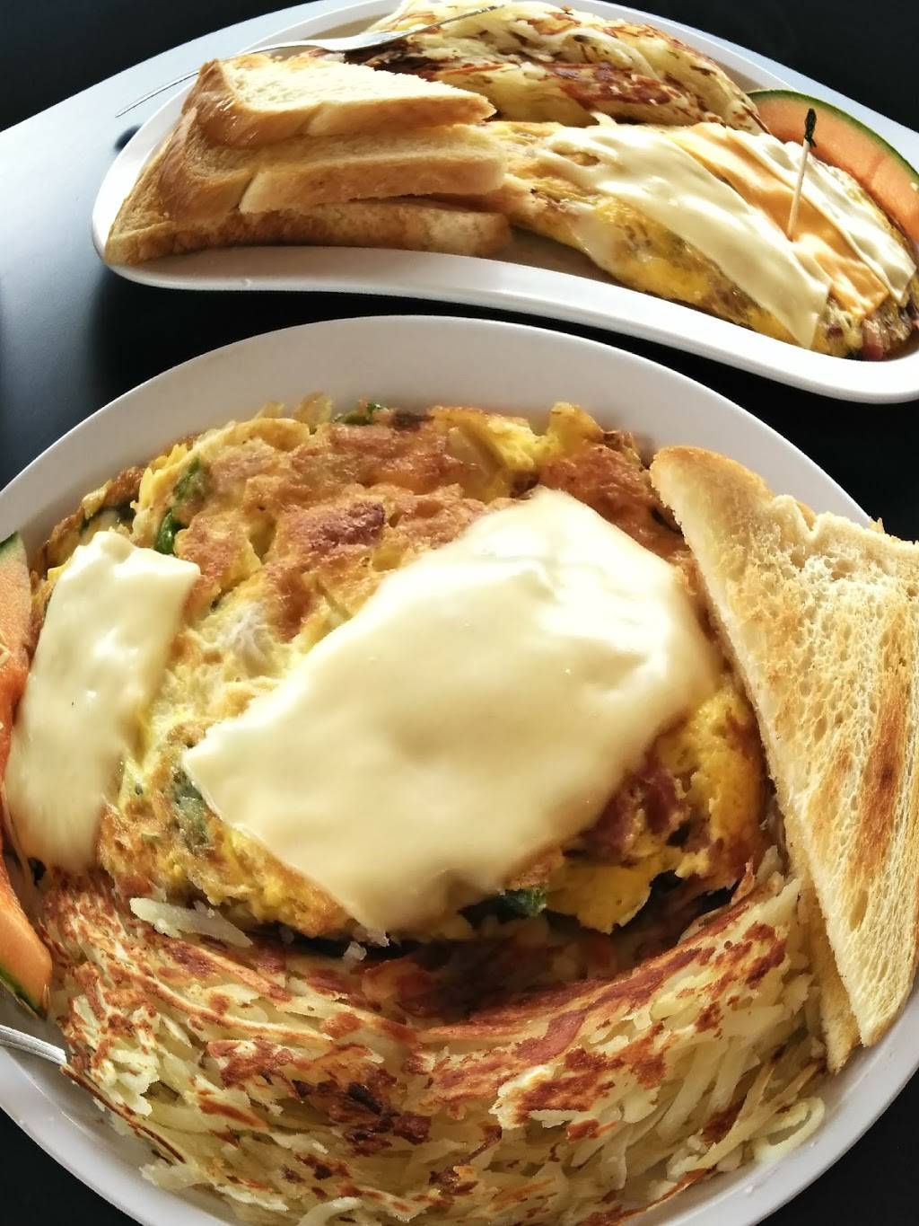 Bravos Char Burgers Bakersfield | restaurant | 701 Chester Ave, Bakersfield, CA 93301, USA | 6613255586 OR +1 661-325-5586