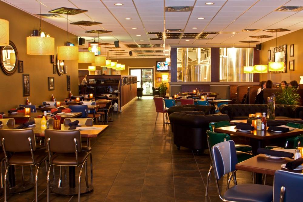 Vintage Brewing Co. Madison | restaurant | 674 S Whitney Way, Madison, WI 53711, USA | 6082042739 OR +1 608-204-2739