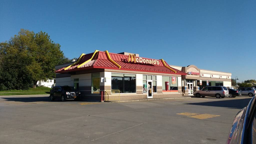 McDonalds | cafe | 1200 S Locust St, Glenwood, IA 51534, USA | 7125275726 OR +1 712-527-5726