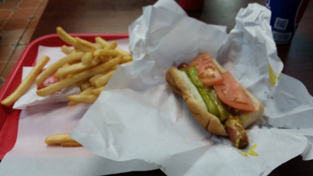 Donalds Famous Hot Dogs | restaurant | 4759 S Central Ave, Chicago, IL 60638, USA | 7084584343 OR +1 708-458-4343