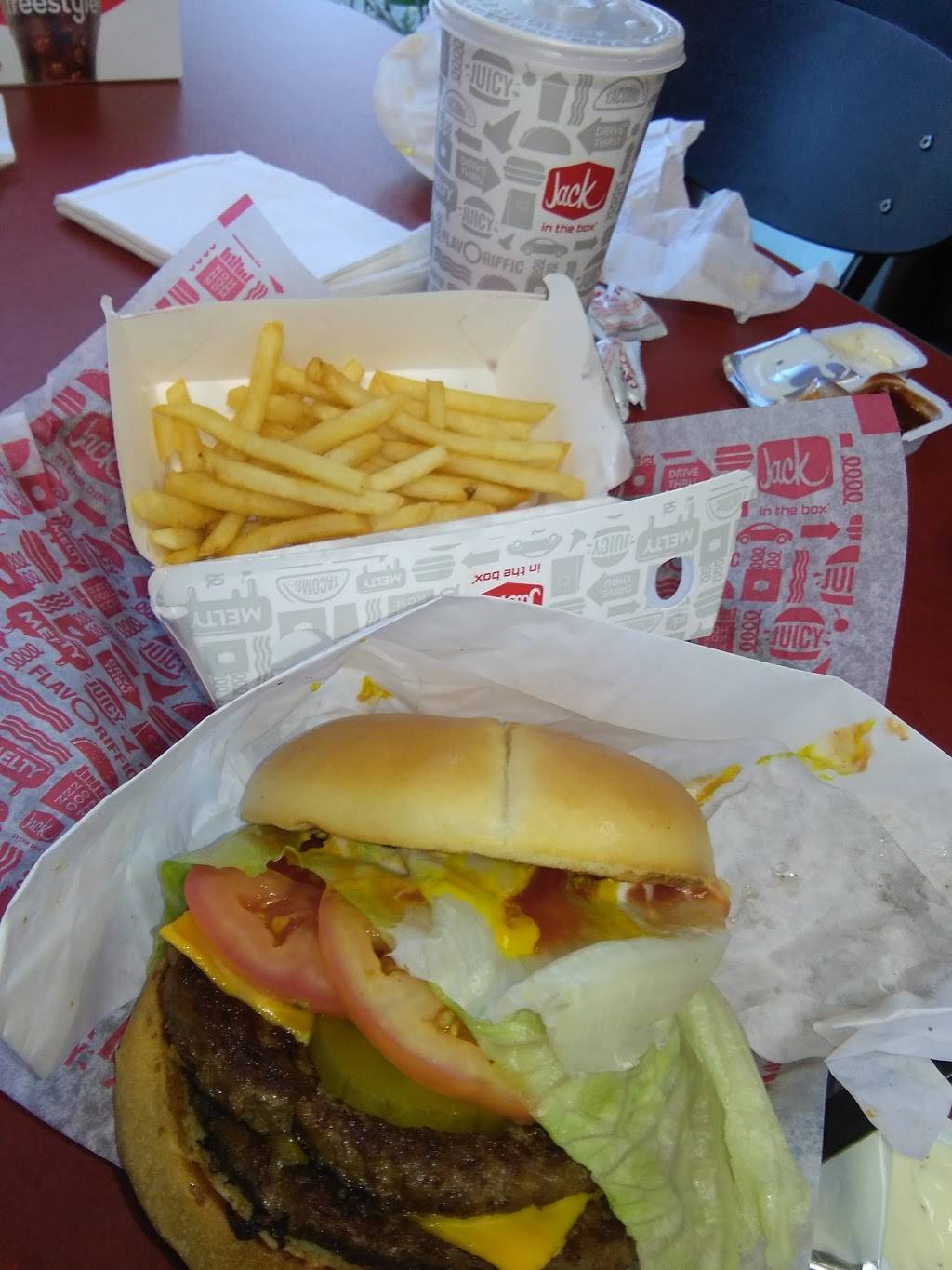 Jack in the Box | restaurant | 3085 E Central Ave, Fresno, CA 93725, USA | 5592376189 OR +1 559-237-6189