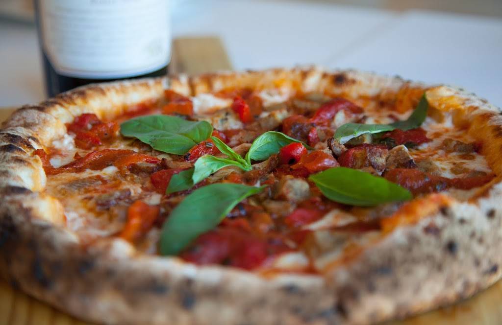 LaScalas Fire Villanova | restaurant | 789 E Lancaster Ave, Villanova, PA 19085, USA | 4843833339 OR +1 484-383-3339