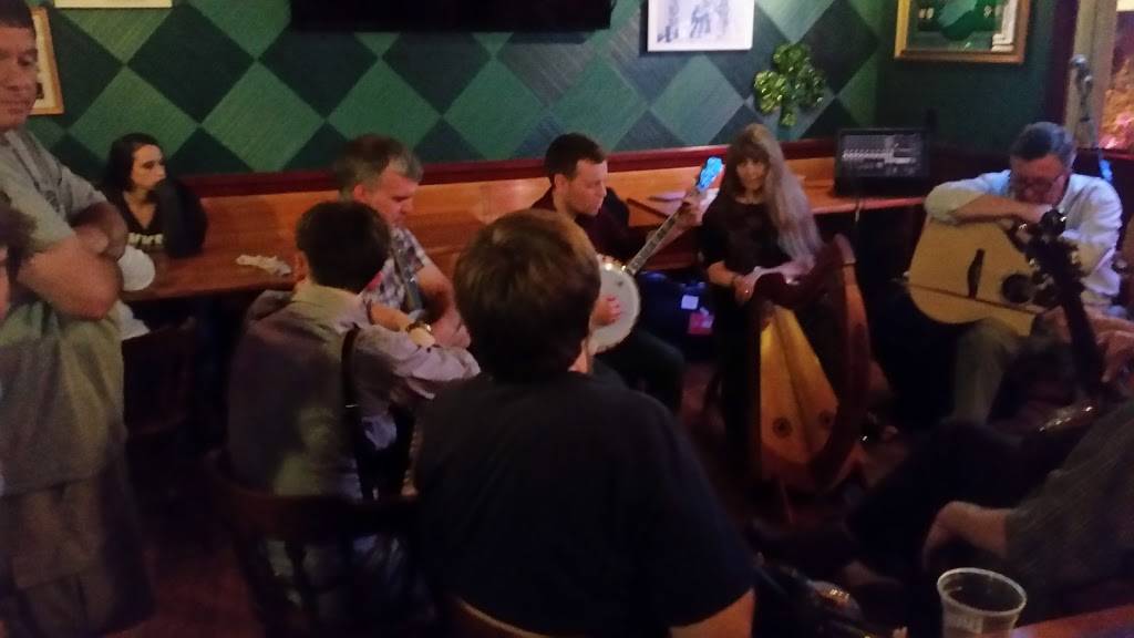 Carrolls Restaurant | restaurant | 1768 E Main St, Rochester, NY 14609, USA | 5852889631 OR +1 585-288-9631