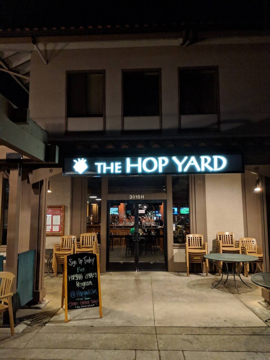 The Hop Yard Alehouse & Grill | restaurant | 3015 Hopyard Rd, Pleasanton, CA 94588, USA | 9254269600 OR +1 925-426-9600