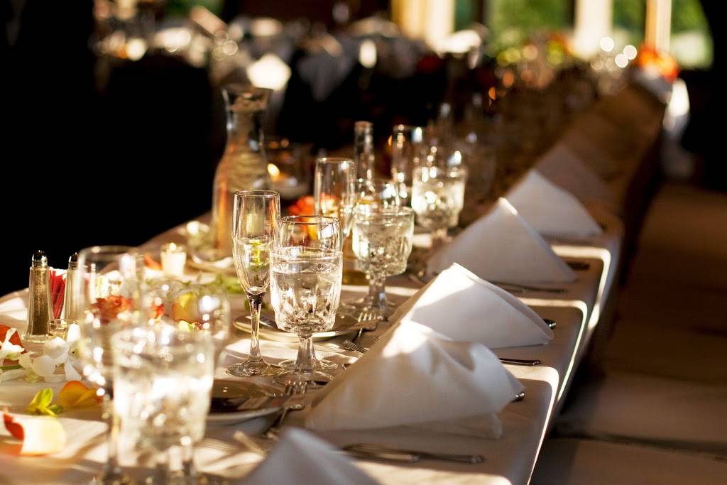 Seven Bridges Golf Club | restaurant | 1 Mulligan Dr, Woodridge, IL 60517, USA | 6309647777 OR +1 630-964-7777