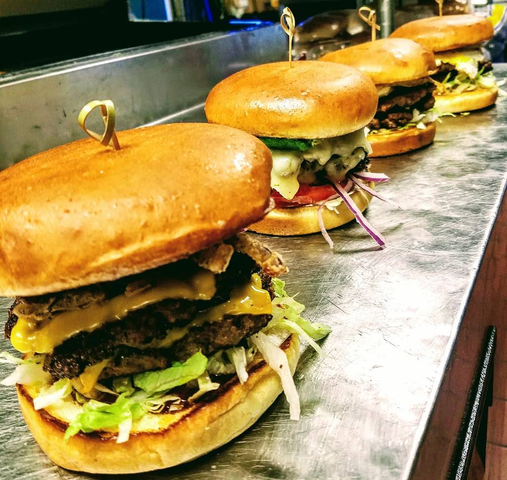 Hebron Brew Haus | restaurant | 2030 Northside Dr H, Hebron, KY 41048, USA | 8595345600 OR +1 859-534-5600