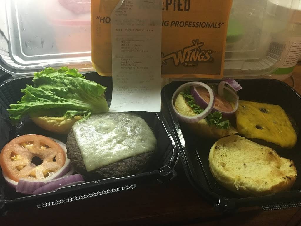 Wings Over Amherst | restaurant | 10 University Dr, Amherst, MA 01002, USA | 4135499464 OR +1 413-549-9464