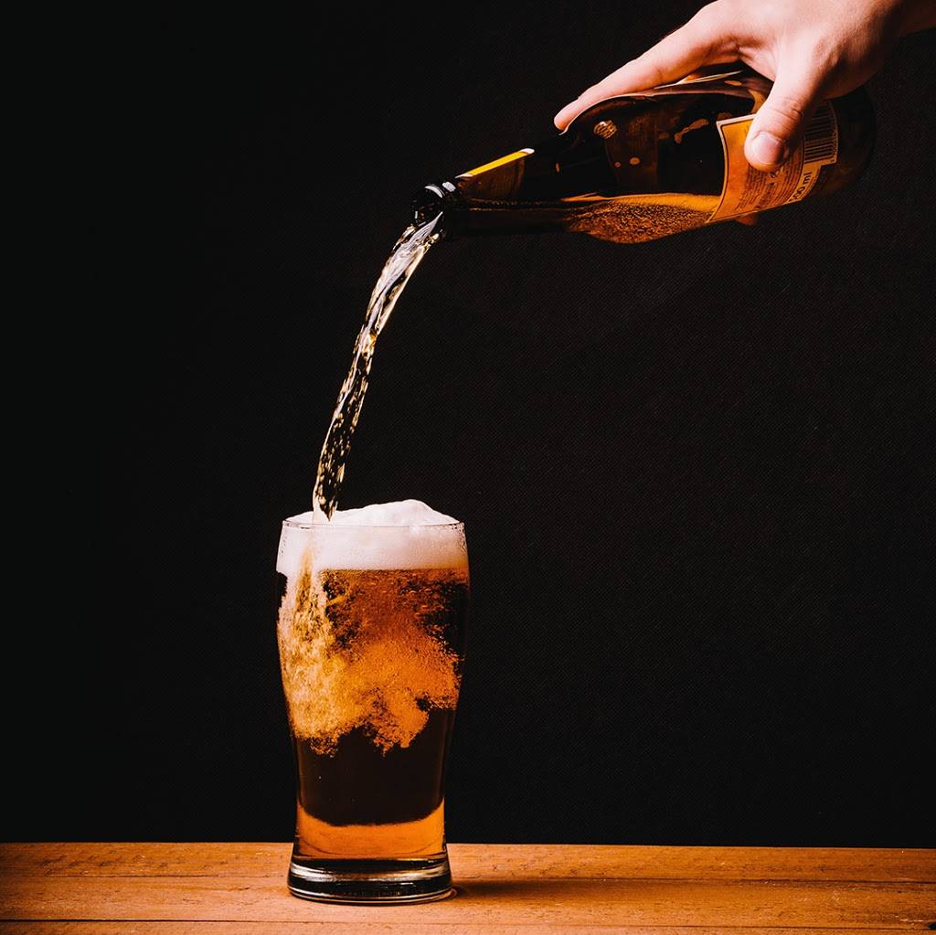 Hop Street Lounge | restaurant | 7215 E 22nd St #101, Tucson, AZ 85710, USA | 5202747904 OR +1 520-274-7904