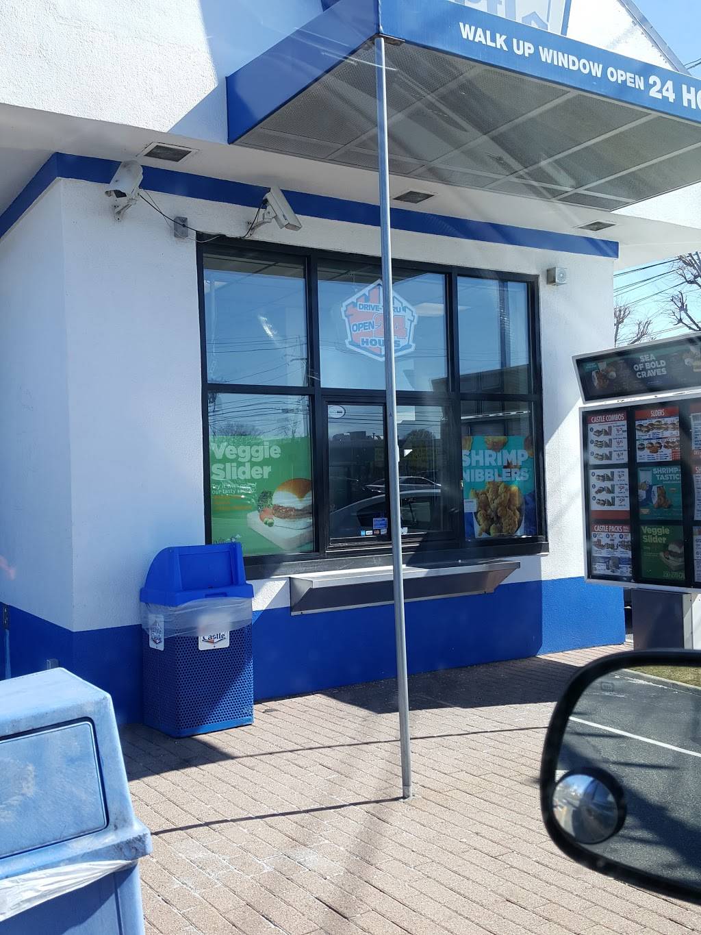 White Castle | restaurant | 265 Broadhollow Rd, Farmingdale, NY 11735, USA | 6312491885 OR +1 631-249-1885
